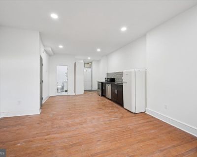 4645 Umbria Street # 1. Property for Rent in Philadelphia, PA for $1,300 with 1 bedroom and 1 full bath. This 2,250 square foot property was built in 1900 on a lot size of 0.05.. Don't mind the dust in the photos, we're cleaning! Functional modernism meets historic charm in this one-of-a-kind Manayunk studio. This former flower shop was renovated in 2022 with a modern kitchen and bathroom. It f...