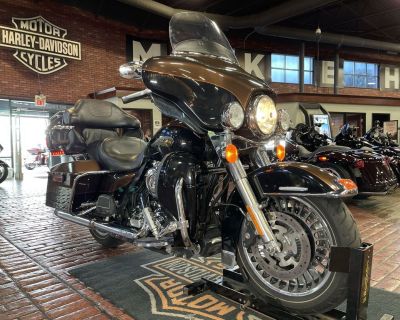 2013 Harley-Davidson FLHTKAE - Electra Glide Ultra Limited 110th Anniversa