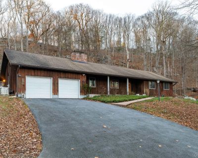 3 Bedroom 2BA 2189 ft Single Family House For Sale in Mahopac, NY