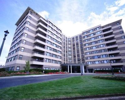 1 Bedroom 2BA Condo For Sale in Atlantic City, NJ