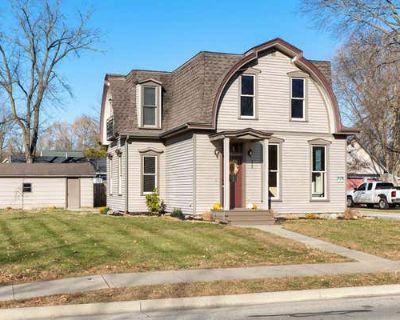 4 Bedroom 3BA 2016 ft Multi Family Home For Sale in BATTLE GROUND, IN