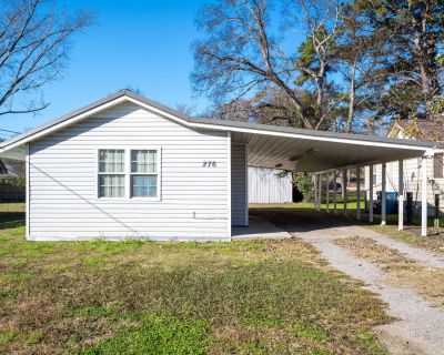 1 Bedroom 1BA 848 ft Studio For Rent in Rossville, GA