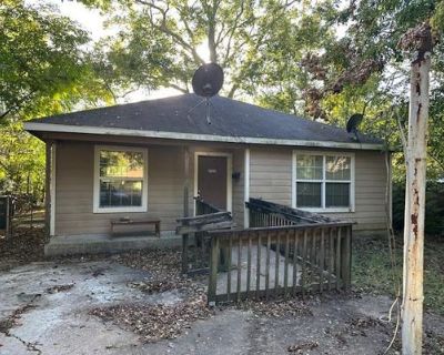 2 Bedroom 1BA 844 ft Single Family Home For Sale in PORT ARTHUR, TX