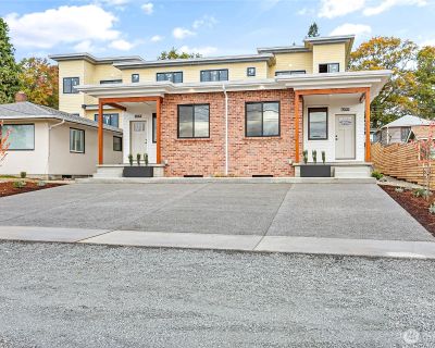 1 Bedroom 2484 ft Condo For Sale in Lynden, WA