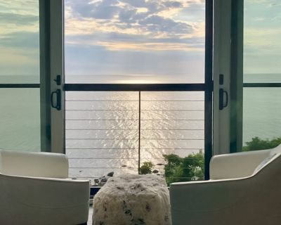 3 Bedroom 3BA House Vacation Rental in Sea Salt, Plymouth, MA