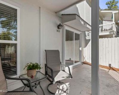 2 Bedroom 3BA 1341 ft Condominium For Sale in RIDGELAND, MS