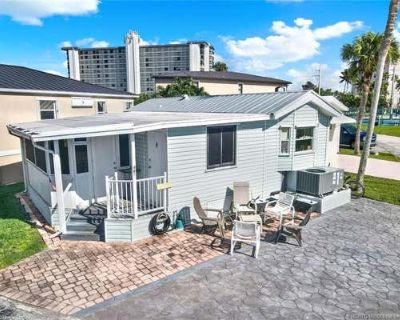 1 Bedroom 2BA 834 ft Pet-Friendly Manufactured Home For Sale in JENSEN BEACH, FL