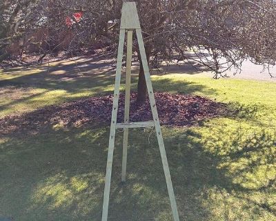 Vintage Hand Crafted Art Easel