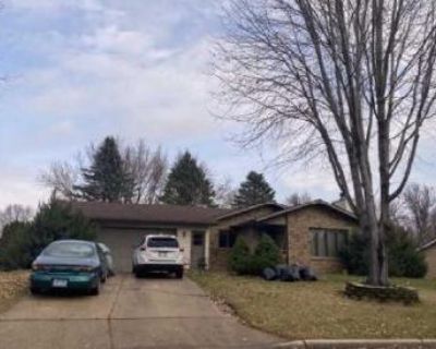 3 Bed 3 Bath Preforeclosure Property in Owatonna, MN 55060 - 17th St SE