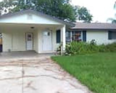 2 Bedroom 1BA Pet-Friendly House For Rent in Venice, FL 1025 Lemon Bay Dr