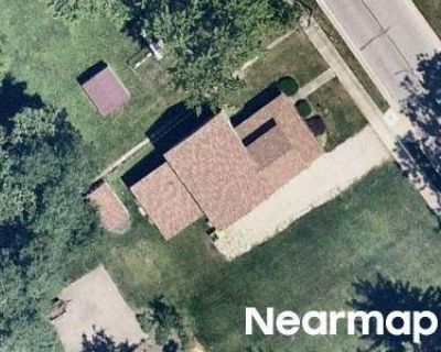 3 Bed 1.0 Bath Preforeclosure Property in Huntington, IN 46750 - Dimond St