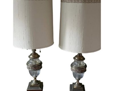 Pair of 1940s Stiffel Hollywood Regency Brass & Glass Table Lamps