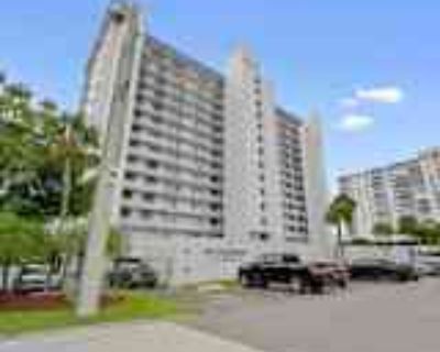 2 Bedroom 2BA Apartment For Rent in Pompano Beach, FL 1401 N Riverside Dr