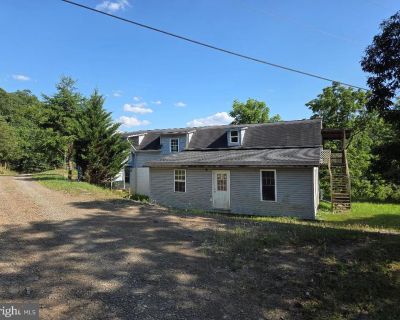 3 Bedroom 2BA 1700 ft Single Family House For Sale in Ridgeley, WV