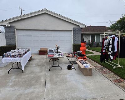 Garage Sale Saturday 8am-12pm