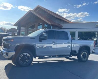 2024 Chevrolet Silverado 3500HD 4X4 LT 4DR Crew Cab SB SRW