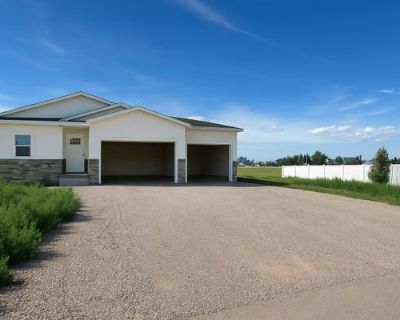 6 Bedroom 3BA 3000 ft Single Family Home For Sale in IDAHO FALLS, ID