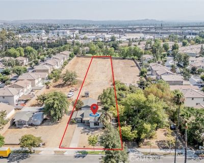 2 Bedroom 1BA 741 ft Single Family Home For Sale in Riverside, CA