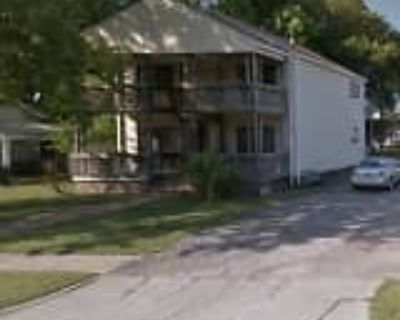 1 Bedroom 1BA Apartment For Rent in Nevada, MO 114 W Arch St unit 4