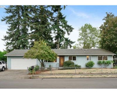 4 Bedroom 2BA 1176 ft Single Family Home For Sale in PORTLAND, OR