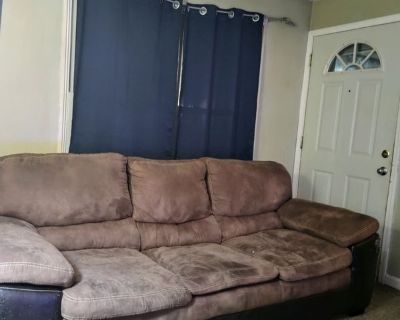 Mike Eddie (Has an Apartment) on iROOMit. Room in the 2 Bedroom 2BA Pet-Friendly...