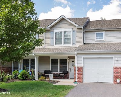 3 Bedroom 2BA 1700 ft Condo For Sale in Toms River, NJ