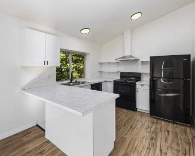 4 Bedroom 3BA 3200 ft Furnished Pet-Friendly Apartment For Rent in Renton, WA