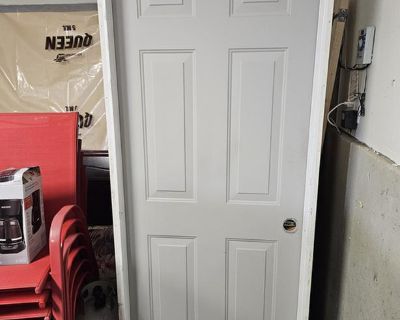 PENDING - REDUCED---32" X 80" PRE-HUNG STEEL DOOR $150