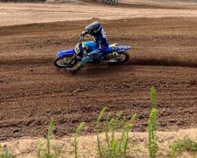 MotorcyclesNstuff, 36 years,. Looking in: Forest Lake, Washington County, MN