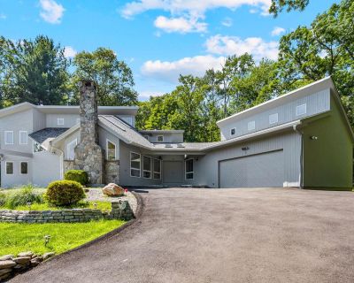 4 Bedroom 3BA 3243 ft Single Family House For Sale in Pomona, NY