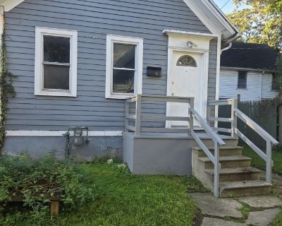 2 Bedroom 1BA 1200 ft Pet-Friendly Apartment For Rent in Buffalo, NY