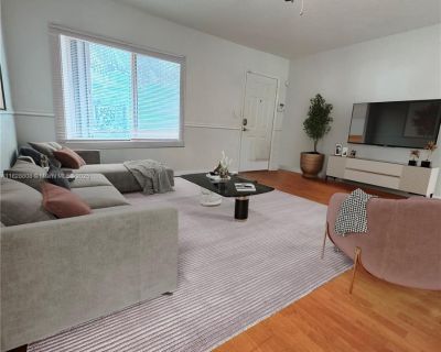 5 Bedroom 2BA 1469 ft House For Rent in Miami, FL