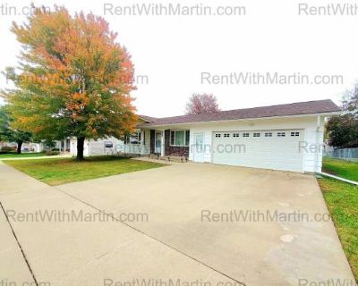 3 Bedroom 2BA 1384 ft Apartment For Rent in Waterloo, IA