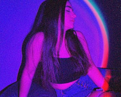 Yasamin Asgharzadeh, 25 year. Looking in: Kansas City, Jackson County, MO