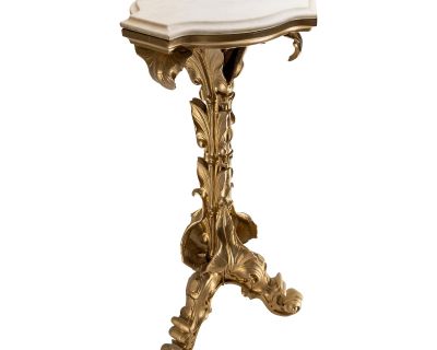 19th Century American Victorian Gilt Plaster and Wood Floral Pedestal Table