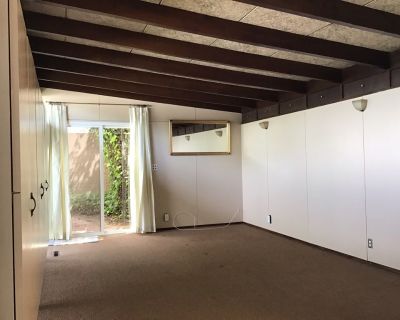 Female tenant preferred.Contact me by email at rentalscreen.rk@gmail.com I’ll send a questionnaire, answer the questions and let’s get to know each other by email before I schedule an appointment.