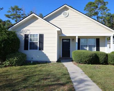 3 Bedroom 2BA 1212 ft Apartment For Rent in Valdosta, GA