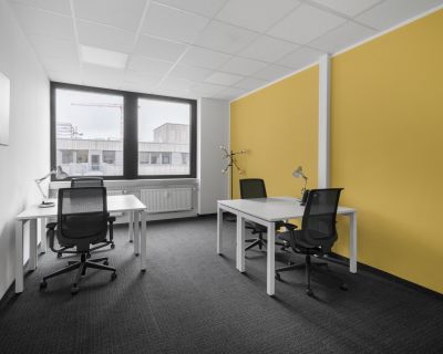 Private office for 3 people