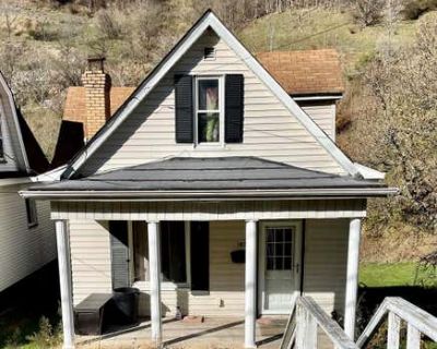 3 Bedroom 1BA 2602 ft Single Family Home For Sale in WHEELING, WV