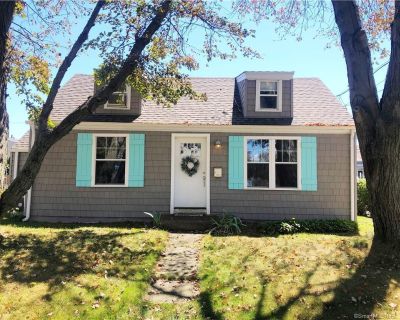 2 Bedroom 1BA 1243 ft House For Rent in Milford, CT