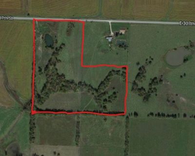 30 Acres near garden City