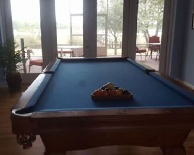 pool table