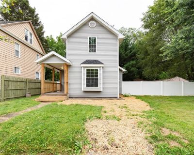 3 Bedroom 1BA 1055 ft Single Family House For Sale in Akron, OH