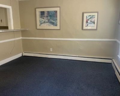 1 Bedroom 1BA 650 ft Apartment For Rent in Derry, NH