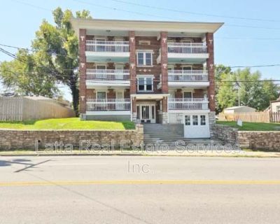 709 W Truman Rd #1D. Chock-full of history, Independence is also home to festivals, shops, and museums. On-site laundry Dishwasher Pet friendly Parking Air conditioning Ceiling fan Unit Amenities air conditioning ceiling fan dishwasher garbage disposal microwave oven range refrigerator Property Amenities cats allowed dogs allowed pet friendly on-site laundry parking. Pets allowed. 1 Bedroom. 1 ...