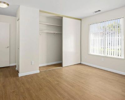 Total rooms: 2. Deposit: $600.00 * Utilities included?: No * Fees apply?: No. References are not required. No preference. Smoking is allowed. Not for couples. Furnishings: Unfurnished * Parking: Yes * Garage: Yes * Yard/patio: Yes * Balcony/roof terrace: Yes * Disabled access: No * Living room: shared * Broadband included: No. Availability Available Dec 06 2025 Minimum term 12 months Maximum te...