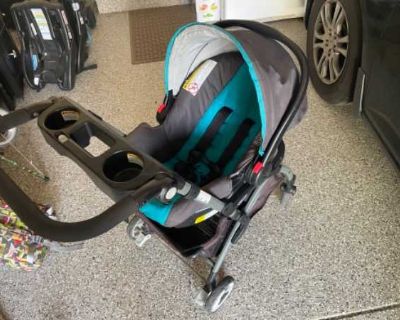 Graco Snugride infant car seat, bases, and Snap and Go stroller