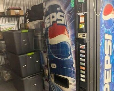 Pepsi Wrapped Electrical Soda Pop Cold Drink Vending Machine For Sale in Florida!