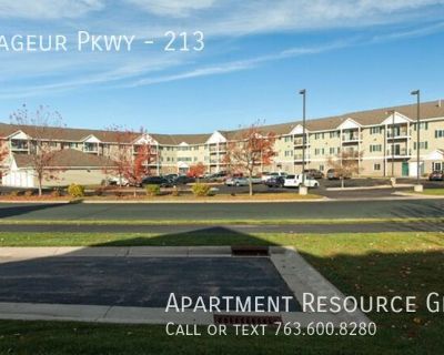 2550 Voyageur Pkwy. 3Bed/2Bath unit at Eagle Pointe Apartments in Hastings available for rent! Deposit free with Obligo! Open Floor Plan In Unit Laundry Neutral Decor Private Patio Secured Building Community Room Off Street Parking Underground parking and detached garages available for additional monthly fee Pets welcome with non-refundable pet deposit and monthly pet rent Heat included ADDITIO...