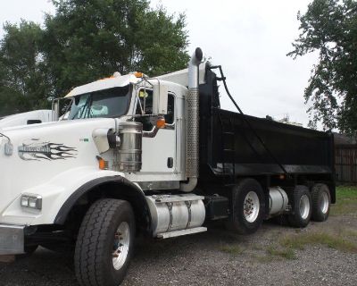 2014 Kenworth T-800 DUMP TRUCK (six) Months Warranty